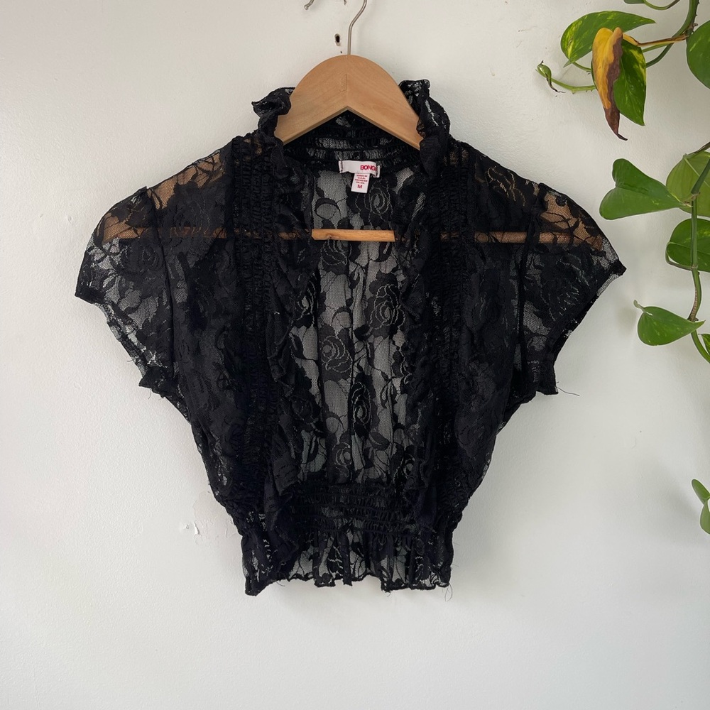 BONGO Black Lace Cropped Bolero Shrug